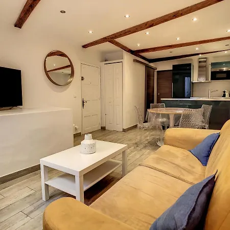 1 Bedroom Forville, 4 Min Palais,plages,croisette Apartment Cannes